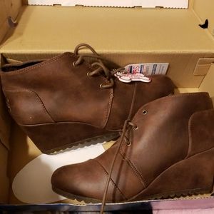 Bobs from sketchers wedges